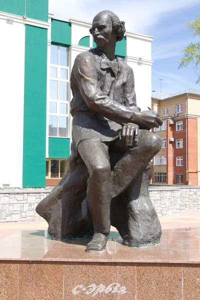 SARANSK, RUSSIA - MAY 9: The monument to the sculptor and artist — Stock Photo, Image