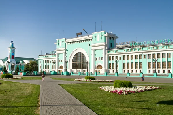 Новосибирск, Россия - 9 августа: Железнодорожный вокзал Новосибирск - главный — стоковое фото