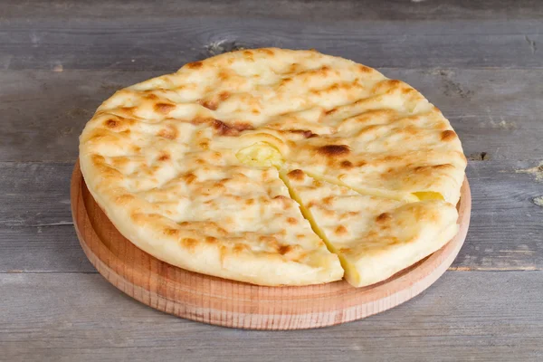 Ossetian pie with cheese and potatoes — Stock Photo, Image