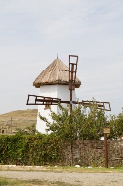 Taman, Rusya Federasyonu - 12 Ağustos: Windmill etnografik Köyü 
