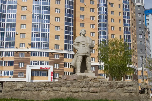 SARANSK, RUSIA - 9 de mayo: Monumento a los cosacos del Don, la leade —  Fotos de Stock