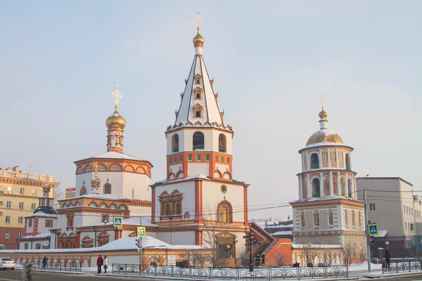 IRKUTSK, RUSIA - 07 DE ENERO: Catedral de la Epifanía el 07 de enero de 2016 en Irkutsk . —  Fotos de Stock