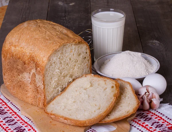 Pan de ajo casero, harina — Foto de Stock