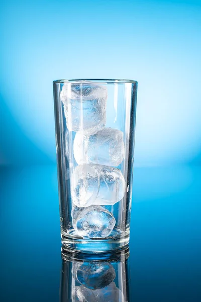 Clear Ice Water Transparent Glass Reflection Blue Gradient Background — Stock Photo, Image