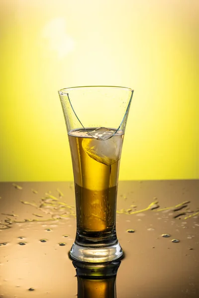 Tall Transparent Glass Beer Splash Falling Ice Breaks Fragments — Stock Photo, Image