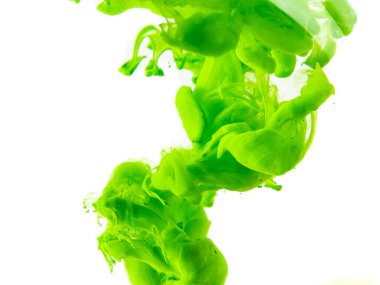 Açık yeşil boya, beyaz bir zeminde suda çözünür. Bulut ya da duman gibi.