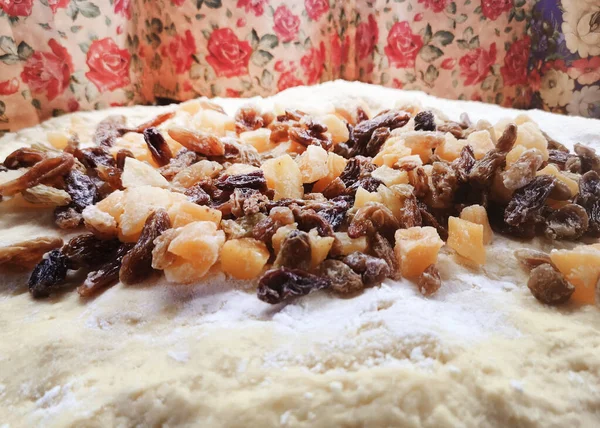 Mutlu Paskalya bayramları tavşan yumurtaları Paskalya pastası