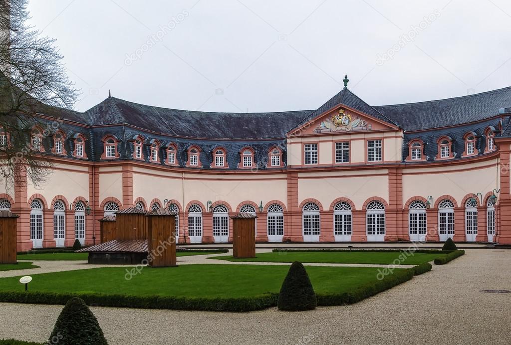 Resultado de imagem para Castelo de Weilburg