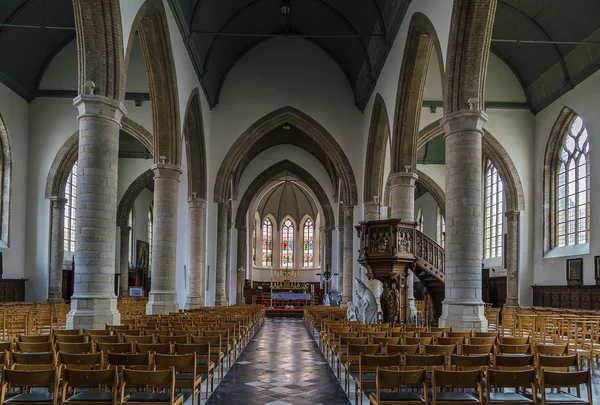 Kerk van Saint Nicolas, Veurne, België — Stockfoto