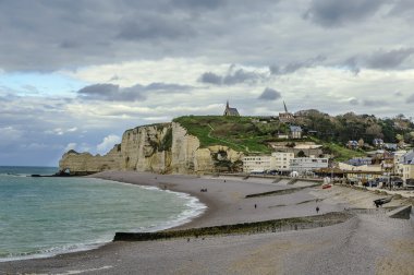 Etretat, Fransa 'daki kayalıklar