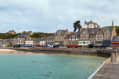 waterfront Cancale, Fransa görünümünü