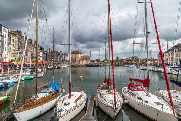 Uitzicht Pittoreske Oude Haven Honfleur Frankrijk — Stockfoto