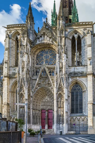 鲁昂大教堂 Rouen Cathedral 是法国诺曼底鲁昂的一座罗马天主教哥特式大教堂 — 图库照片