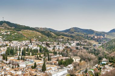 İspanya, Alcazaba kalesinden Granada şehri manzarası