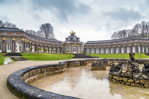 Neues Schloss Und Brunnen Garten Der Eremitage Bayreuth Deutschland — Stockfoto