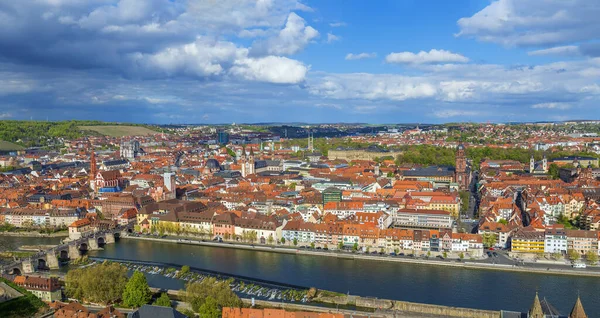 Panoramik Manzaralı Tarihi Merkezi Wurzburg Marienberg Kale Almanya Dan — Stok fotoğraf