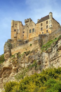 Chateau de Beynac, Fransa 'nın Dordogne bölgesinin Beynac et Cazenac ilçesine bağlı bir kaledir.