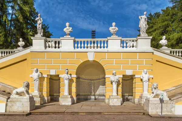 Escaliers Balustrade Avec Des Sculptures Arkhangelskoye Russie — Photo