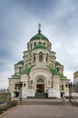 Astrakhan şehir merkezinde Aziz Vladimir Katedrali, Rusya