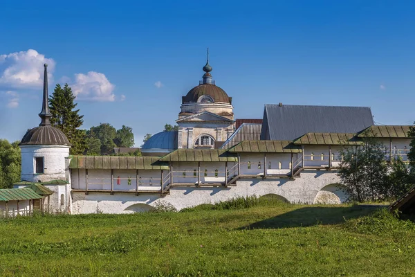 Vue Église Résurrection Depuis Monastère Novotorzhsky Borisoglebsky Torzhok Russie — Photo