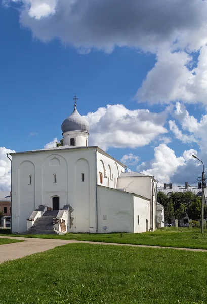 Ναός Κοίμησης Θεοτόκου στο εμπόριο αυλή, Νόβγκοροντ — Φωτογραφία Αρχείου