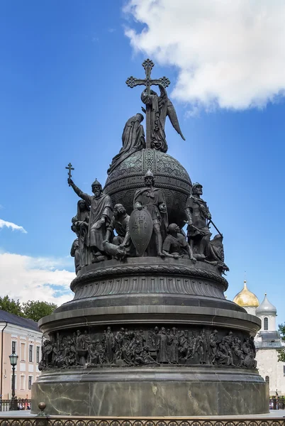 Monument voor het millennium van de Russische statehood, Veliki novg — Stockfoto