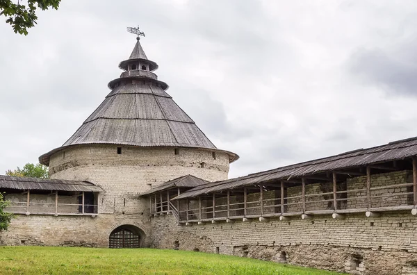 Intercession tower, Pskov — Stock Photo, Image