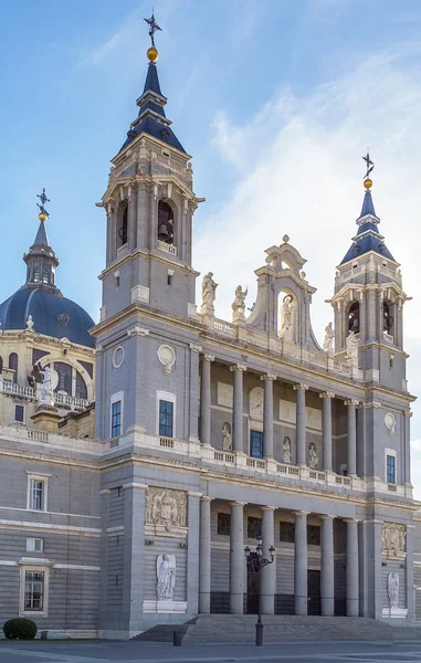 Catedral de la Almudena, Madrid —  Fotos de Stock