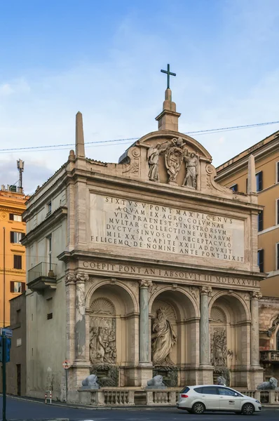 Fountain of Moses, Rome — Stock Photo, Image
