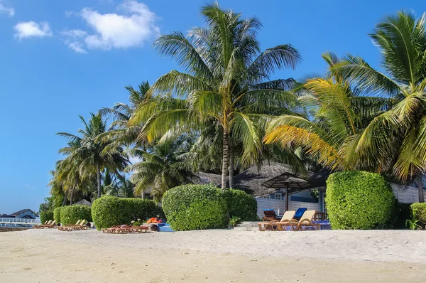 Beach bungalows, Maldives — Stock Photo, Image