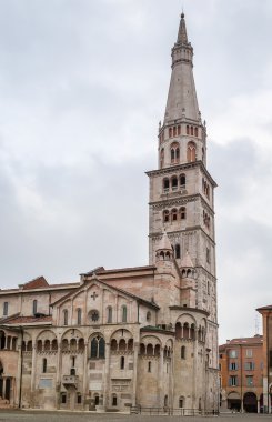 Modena Katedrali, İtalya