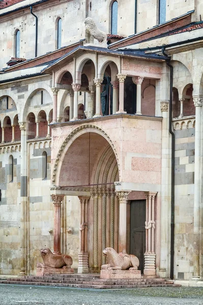 Kathedraal van Modena, Italië — Stockfoto