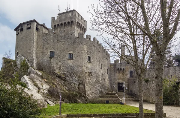 Cesta of Cesta toren, San Marino — Stockfoto