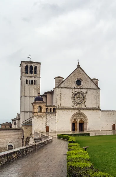 圣 Francis 的意大利阿西西的大教堂 — 图库照片
