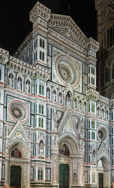 Akşam, İtalya Floransa Katedrali
