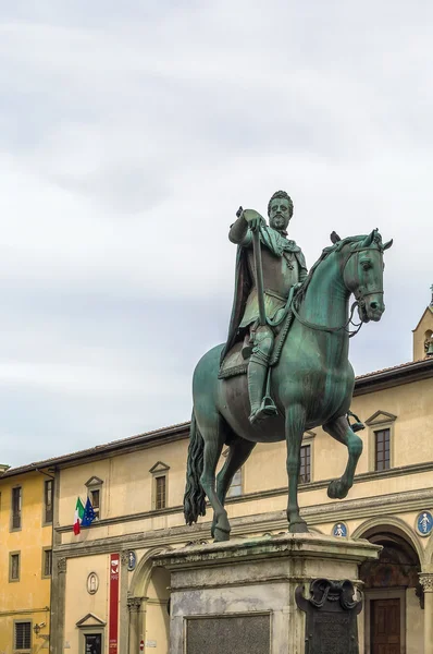 Статуя Фердинандо I, Флоренция, Италия — стоковое фото