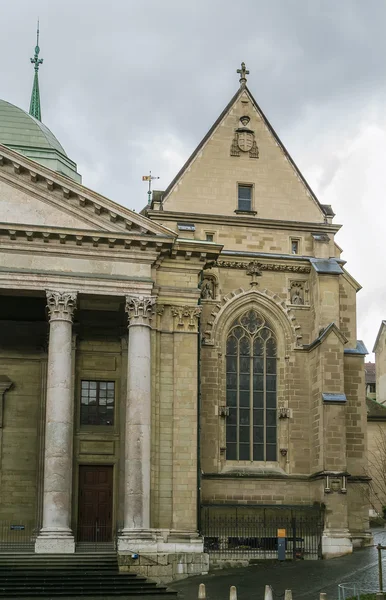 Собор Святого Пьера, Женева, Швеция — стоковое фото