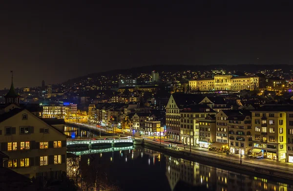 Vista di Zurigo in serata, Svizzera — Foto Stock