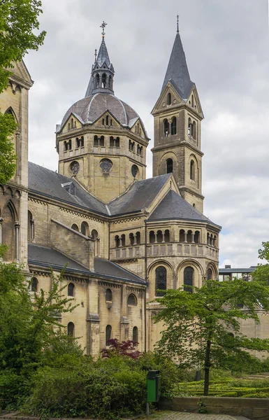 Munsterkerk，荷兰鲁尔蒙德 — 图库照片