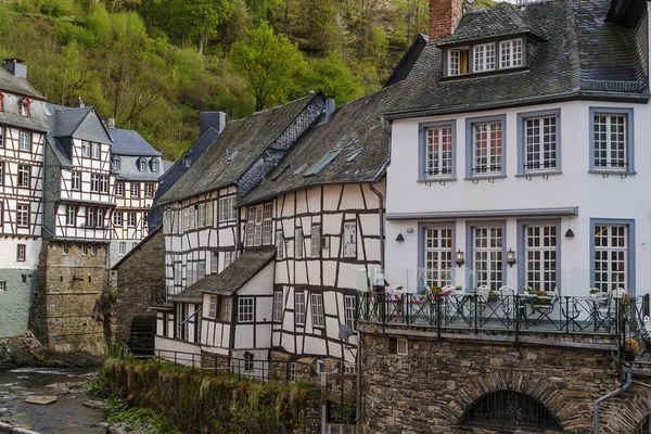 Evler Rur Nehri, Monschau, Almanya — Stok fotoğraf