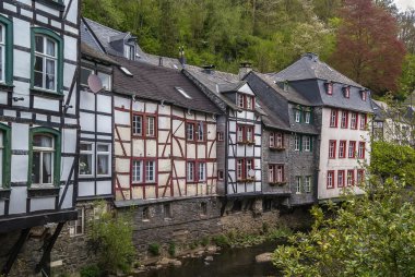 Evler Rur Nehri, Monschau, Almanya
