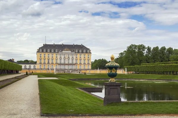 Августусбургский дворец, Брюгге, Германия — стоковое фото