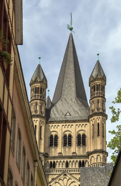 Stora kyrkan St Martin, Köln, Tyskland — Stockfoto