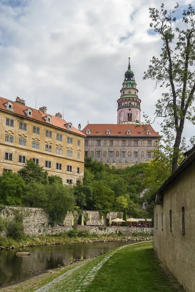 Cesky Krumlov kale kuleye bakış — Stok fotoğraf