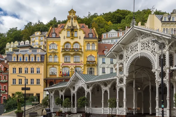 Centrum i karlovy vary, Tjeckien — Stockfoto