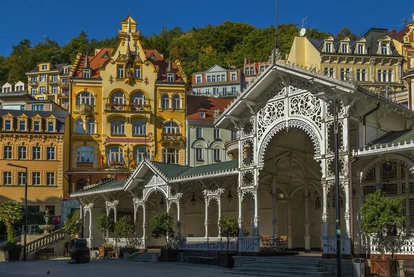 Centro da cidade de Karlovy Vary, República Checa — Fotografia de Stock