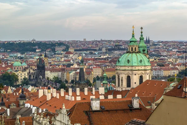 Uitzicht op de praag, Tsjechië — Stockfoto