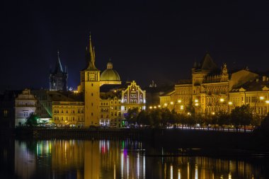 Eski şehir su kulesi, Prag görüntülemek