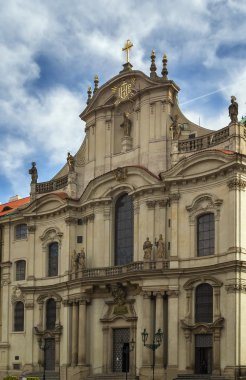 St. Nicholas Kilisesi, Prag