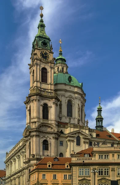 Kyrkan av St Nicholas, Prag — Stockfoto